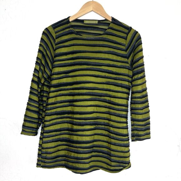 Cut Loose Top Women’s Green Black  Distressed Lagenlook M Textured - Picture 1 of 6